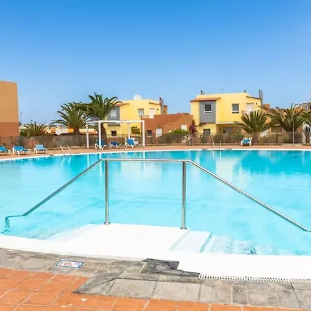 Garden House With Two Terraces Apartment *