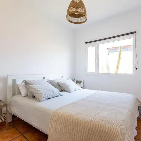 Garden House With Two Terraces