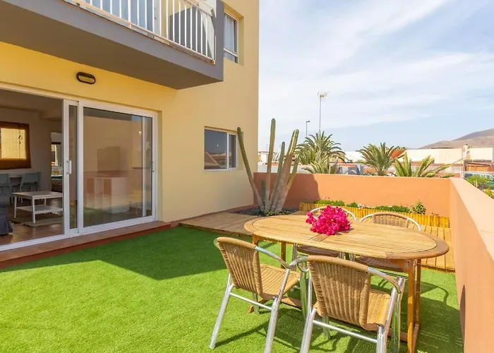 Apartment Garden House With Two Terraces *