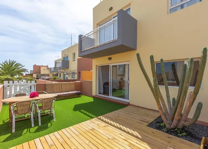 Garden House With Two Terraces Apartment *